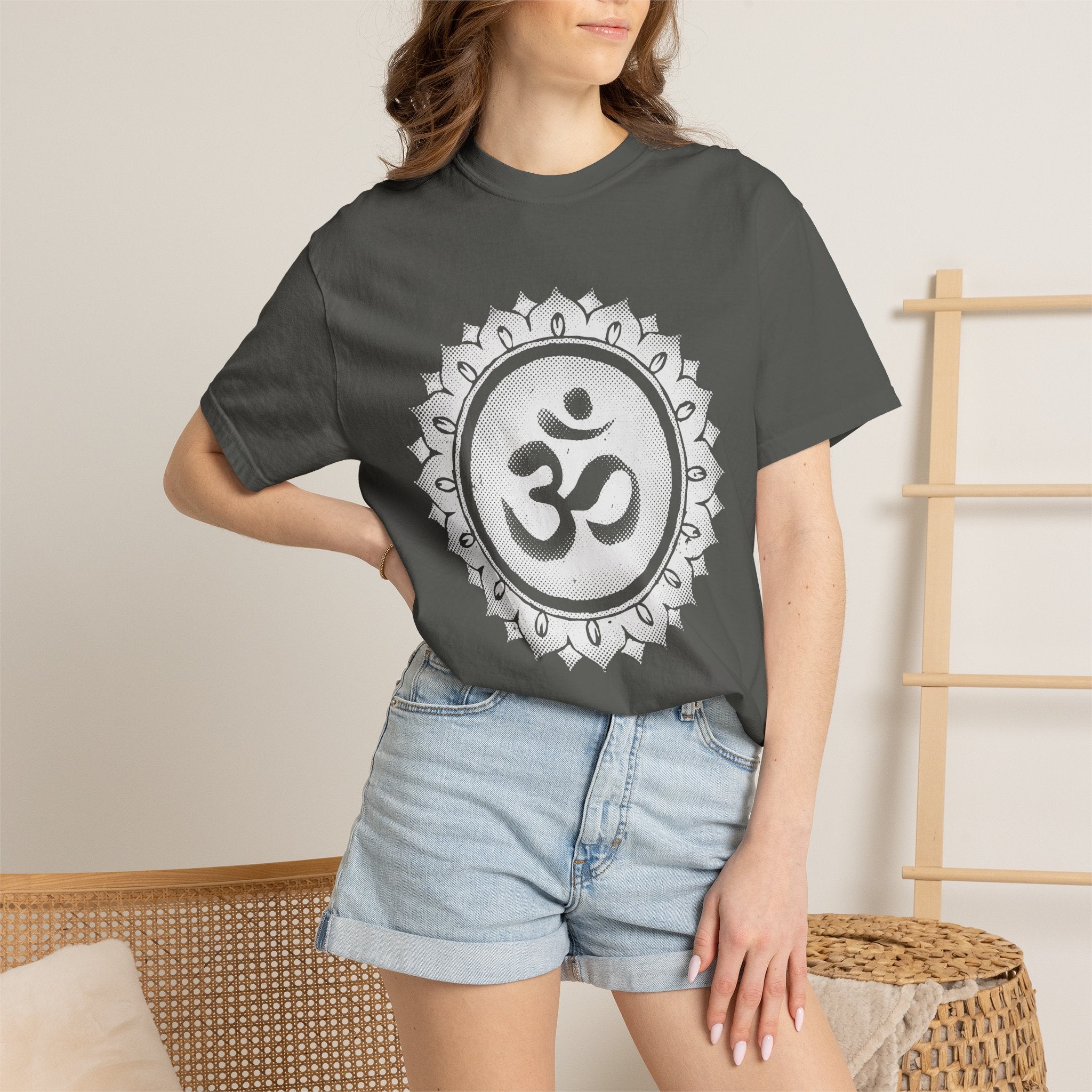 Om Sahasrara Crown Chakra Symbol Sacred Geometry Comfort Colors® Unisex T-Shirt